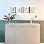 Maderni Loft דירה *