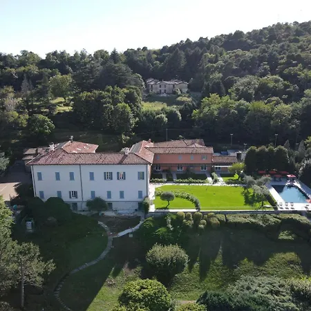 Maderni Loft דירה *