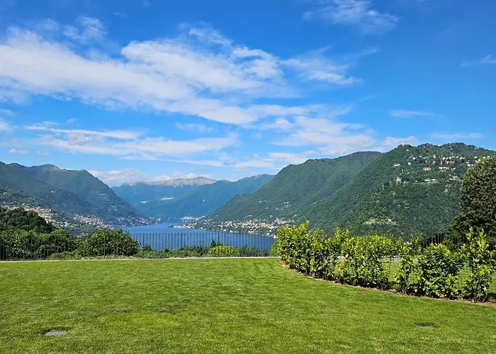 Maderni Loft * コモ